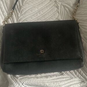 Kate spade cross body, used but in good condition